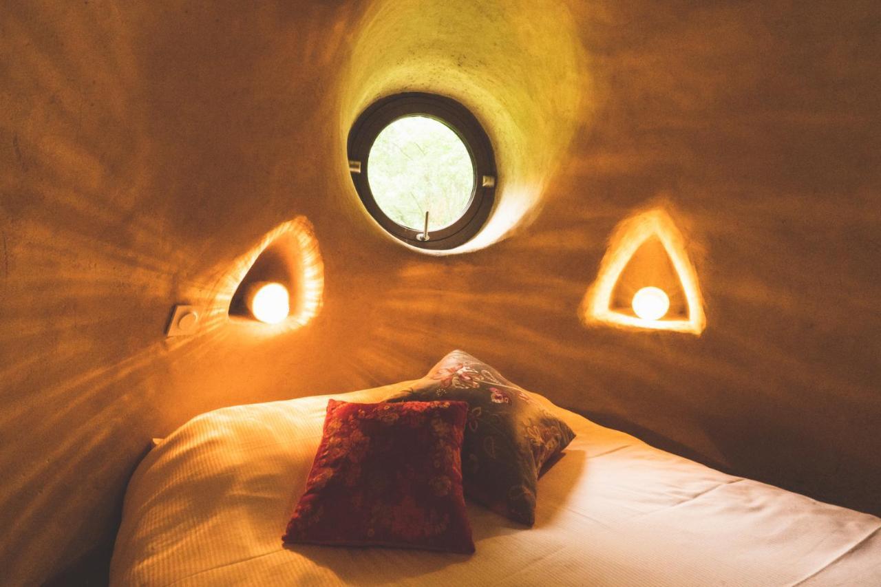 Terragora Lodges - Hebergement Atypique Лез-Эпес Экстерьер фото
