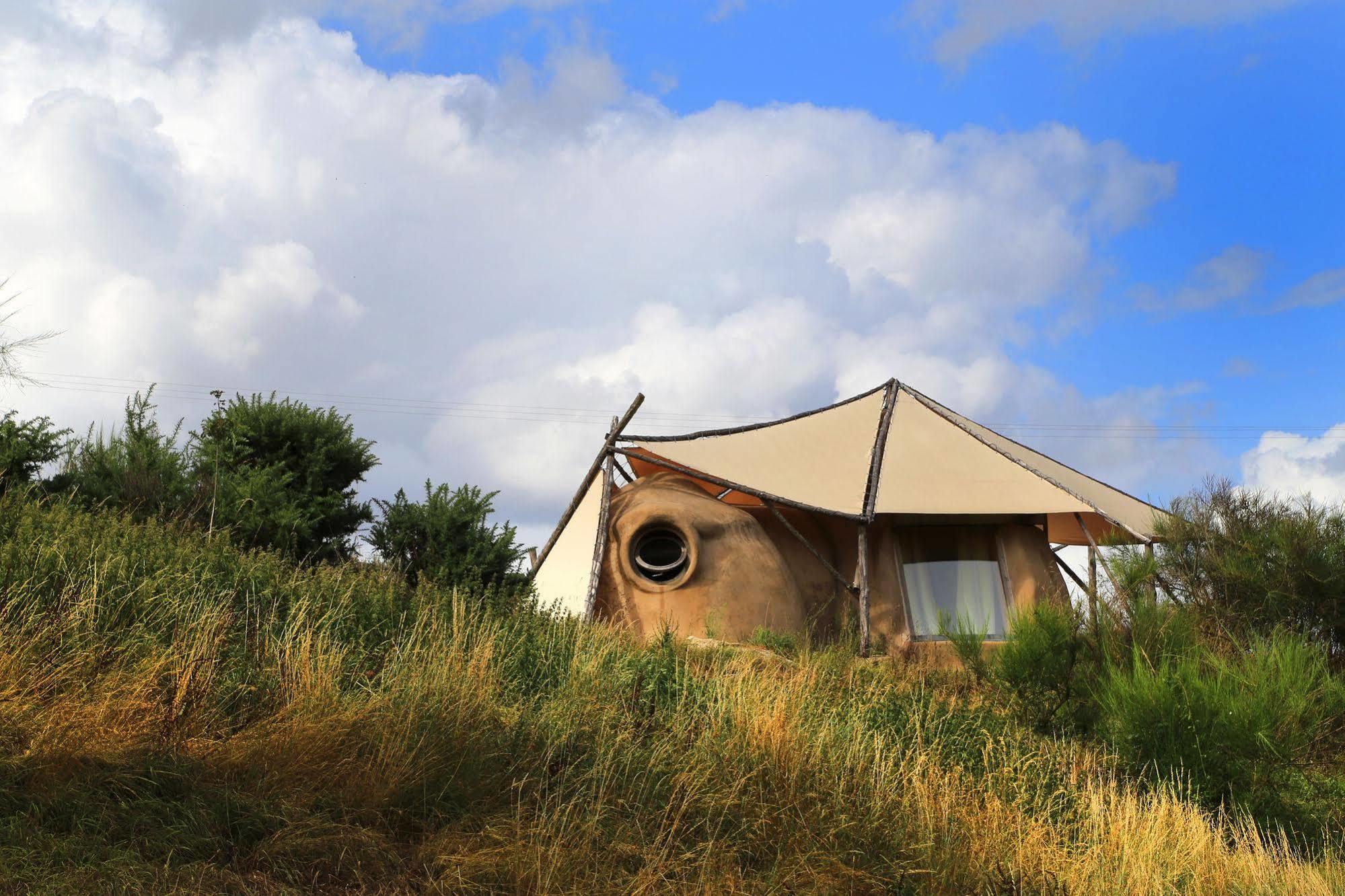 Terragora Lodges - Hebergement Atypique Лез-Эпес Экстерьер фото
